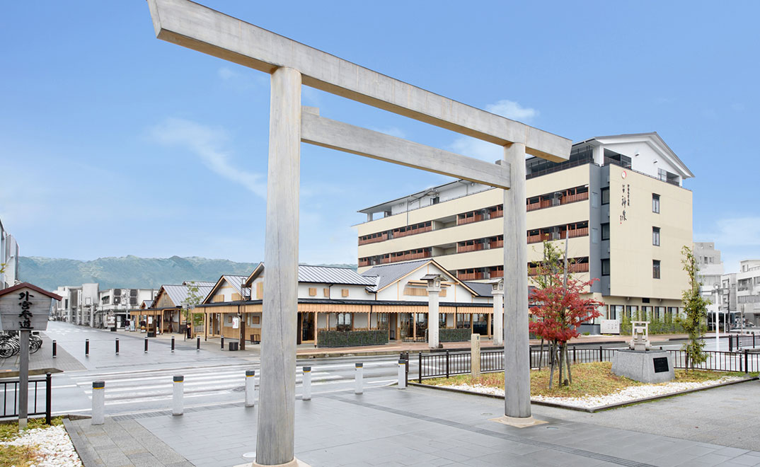 伊勢外宮参道 伊勢神泉